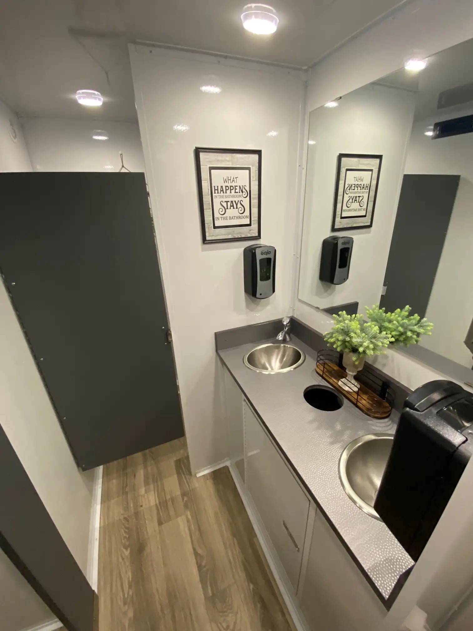 The High Throne R500 luxury restroom trailer